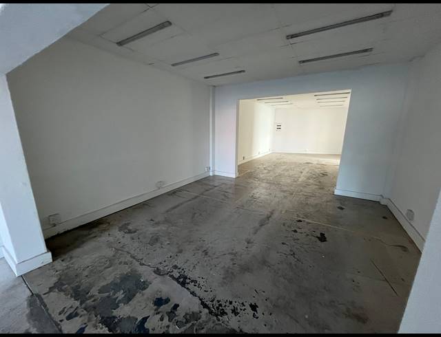 181M² RETAIL TO LET IN PARKLANDS